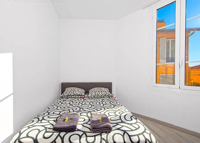 3p Monaco Avec Parking * Saint-Antoine (Alpes-Maritimes)